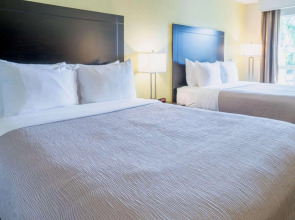 Quality Inn Palm Beach International Airport