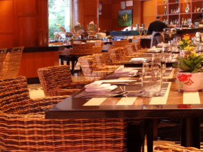 Seaview Gleetour Hotel Shenzhen - East Wing Building