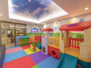 Отель Centre Point Silom