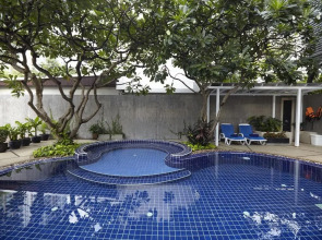 Anya Nana @ Sukhumvit