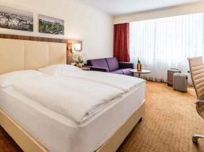 Отель Plaza Premium Wien