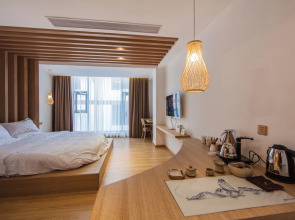 Wuyishan Ancient Street No.3 Tea Inn