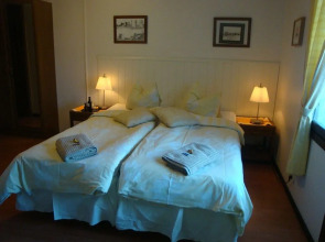 Cronin's Guesthouse B&B