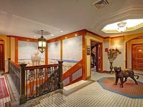 Casablanca Hotel by Library Hotel Collection