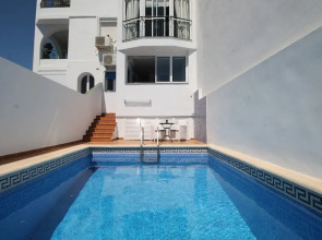 1061 Studio de la Torre