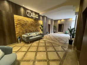 Rotana Palace Suites