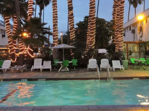 Los Angeles Backpackers Paradise Hostel