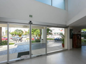 Отель Adhara Express