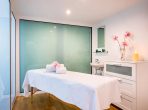 Occidental Atenea Mar- Adults Only