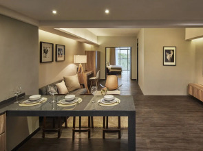 Tropics Eight Suites