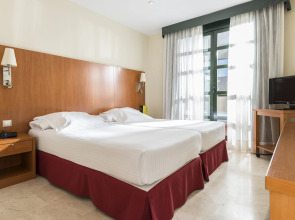 Exe Gran Hotel Almenar