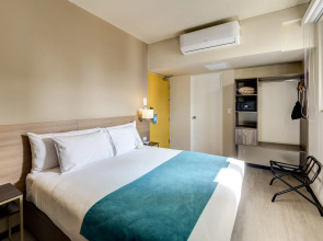 Arawi Miraflores Express