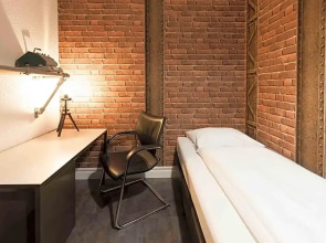 Will & Tate City Stay