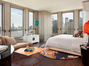 Hotel Indigo Shanghai on The Bund by IHG