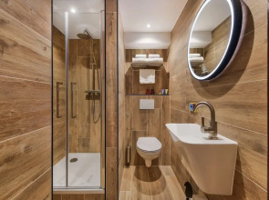 Will & Tate City Stay