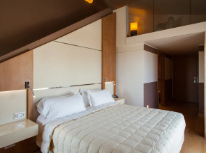 MarinaPlace Resort & Spa