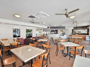 City Oasis Inn Townsville, SureStay Collection by BW