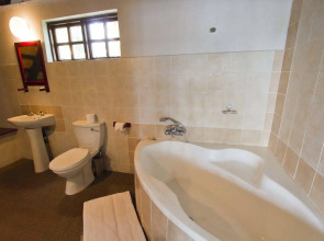 Victoria Falls Waterfront