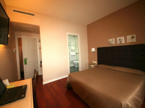 Roma Rooms Colosseum