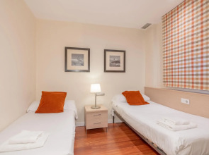 Serennia Cest Apartamentos Arc de Triomf