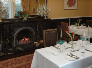 Albert Cottage Hotel