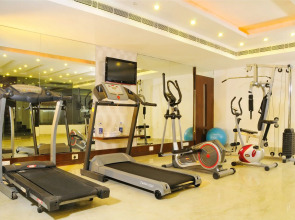 Hotel The Pearl - Newly Renovated in City Centre