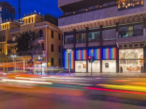 Wom Allenby Pod Hotel