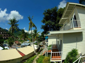 Phi Phi Uphill Cottage