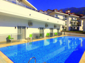 Sunshine Holiday Resort