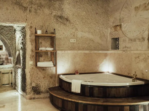 Отель Şah Saray Cave Suites Halal
