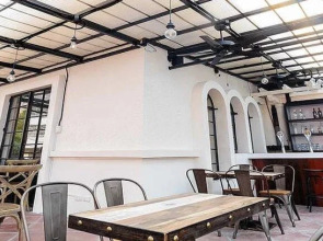 Regency Grand Suites