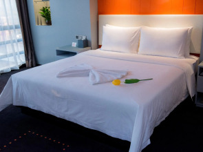 Aishang Hotel (Lecong Furniture Mall, Foshan)