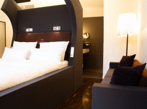 Numa Berlin Weinmeister