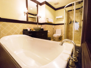 Wora Bura Hua Hin Resort and Spa