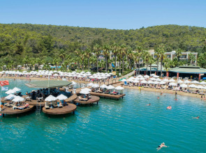 Green Bay Resort & Spa