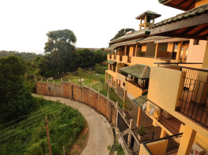 Отель Melheim Kandy Villas