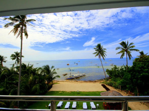 Bohol South Beach Hotel