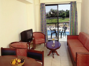 Tsokkos Gardens Hotel & Apartments