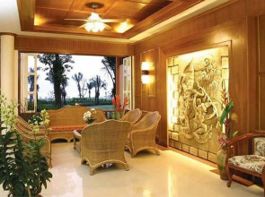 Lanta Casuarina Beach Resort