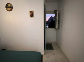 Giza pyramids view Homestay