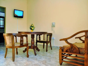 Airport Green View Resort