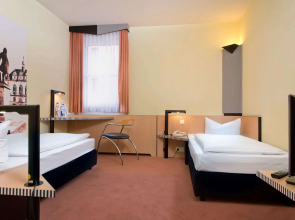 TRYP by Wyndham Halle