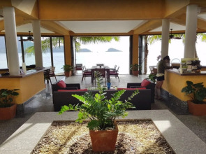 Peninsula Beach Resort