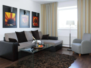 Oru Hub Hotel Tallinn — Handwritten Collection