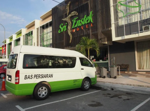 Sri Enstek Hotel