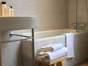 Hôtel de Neuville - Arc de Triomphe