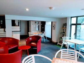 Viaggio Teleport Suites