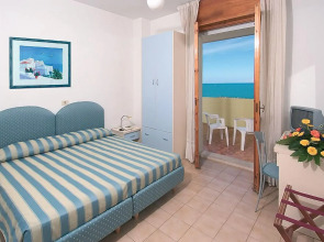 Hotel Embassy Pesaro