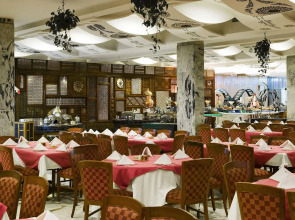 Aracan Eatabe Luxor Hotel