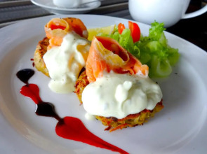 Le Coral Beach Resort and Cafe